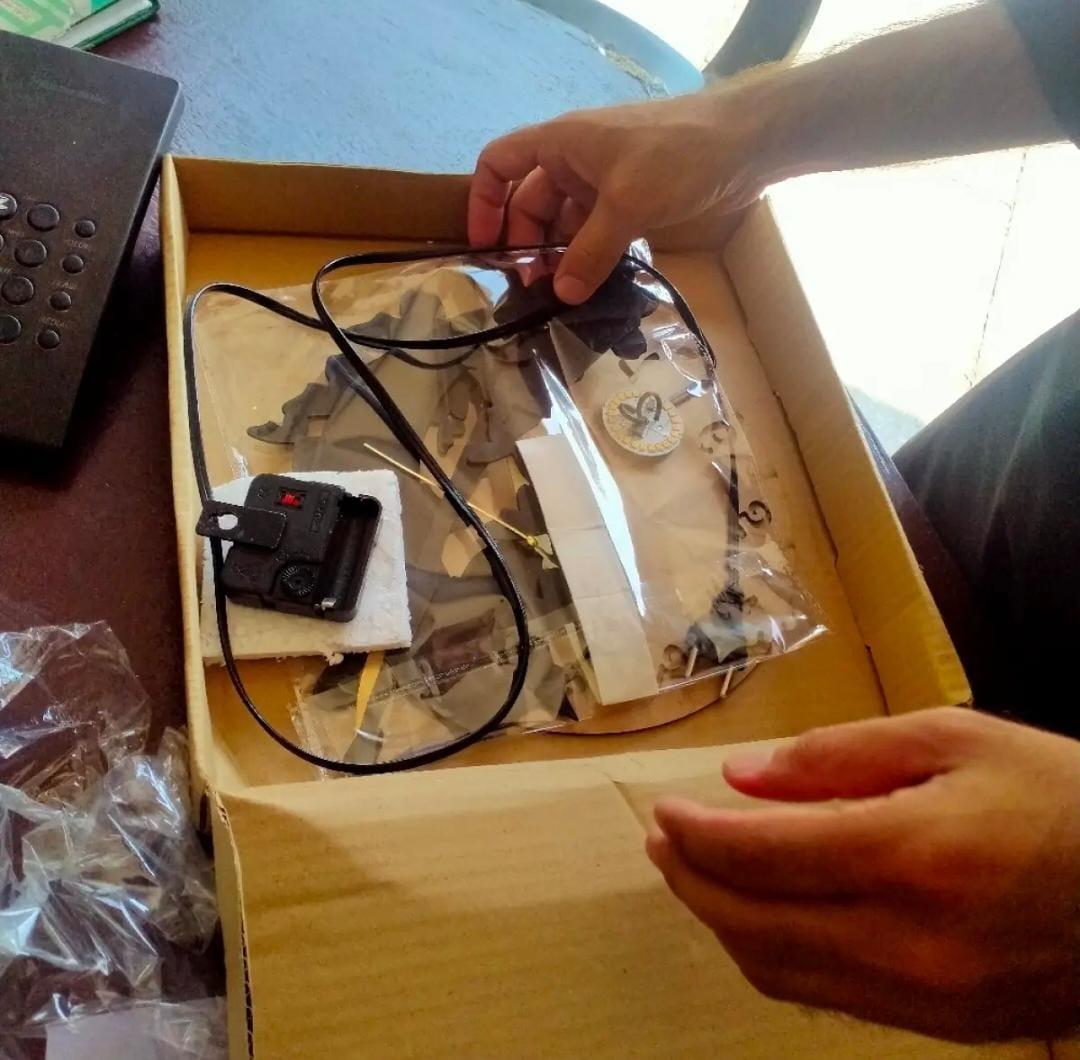 Heart Wooden Wall Clock With Premium Light - Image 5